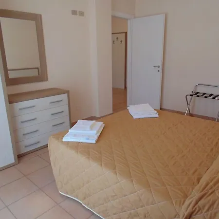 Conchiglie Aparthotel Marina Romea