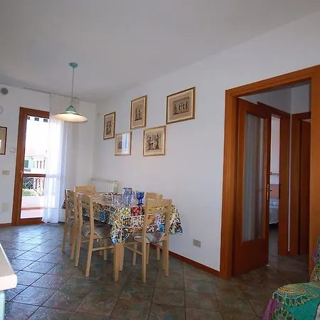 Ξενοδοχείο με διαμερίσματα Conchiglie 4*