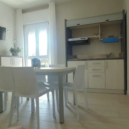 Conchiglie Ξενοδοχείο με διαμερίσματα 4*