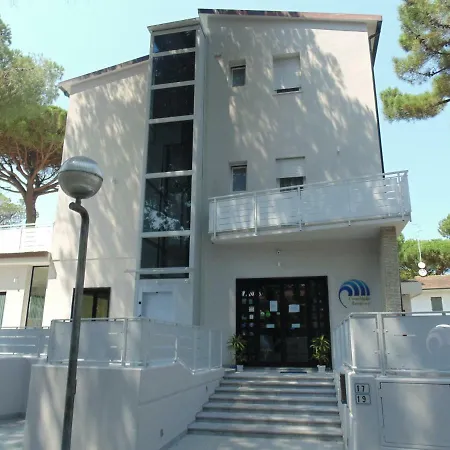 Ξενοδοχείο με διαμερίσματα Conchiglie Marina Romea